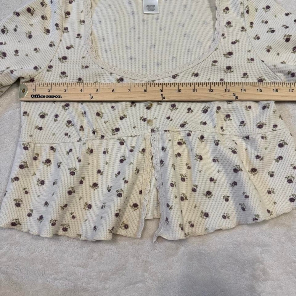floral long sleeve - Picture 5 of 6